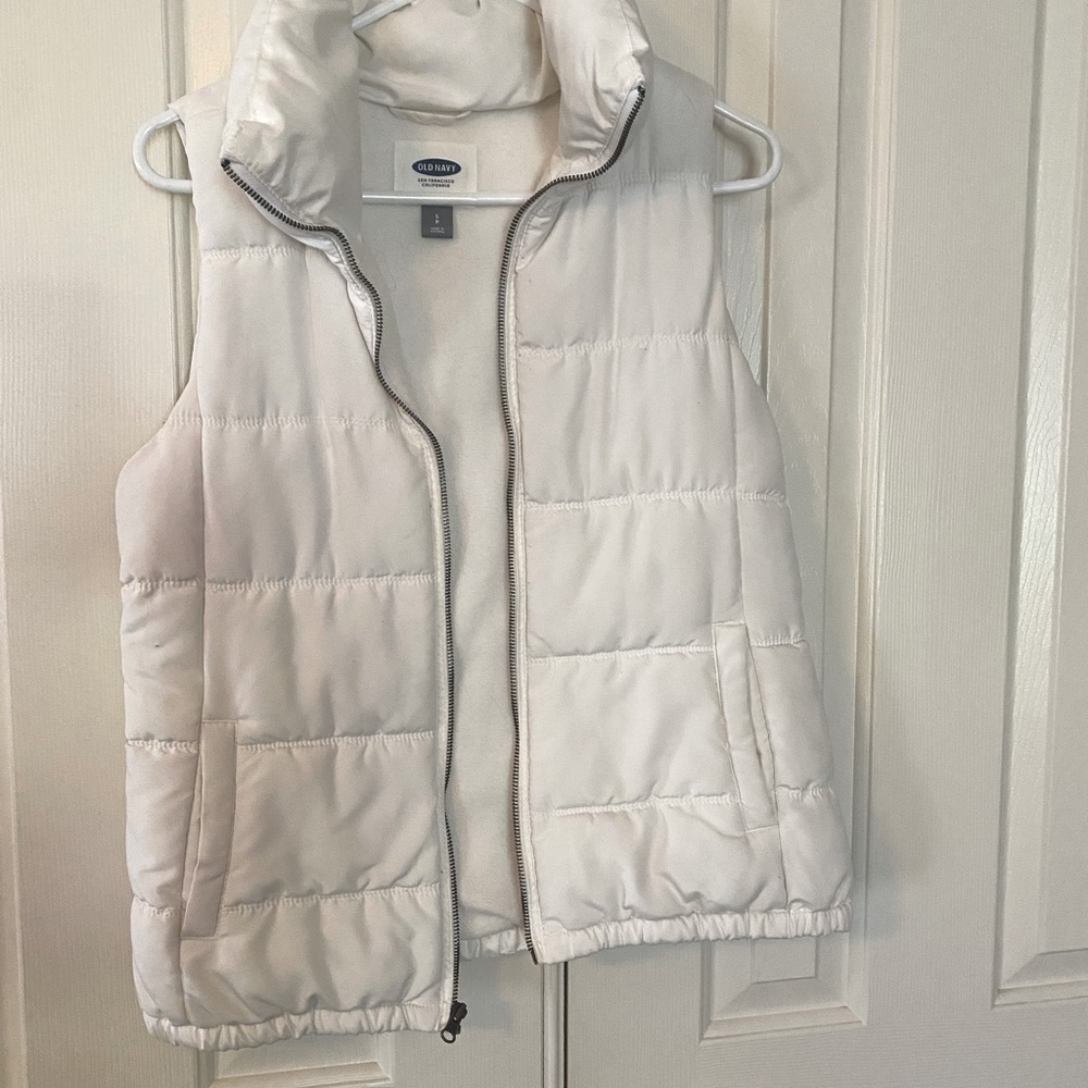 White puffer vest